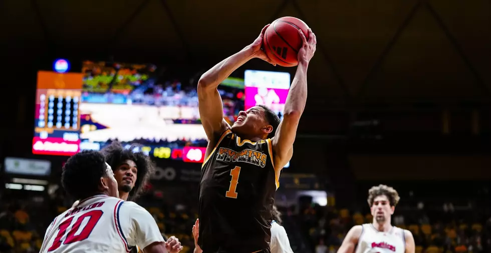 Pokes Get Hot From Deep, Bury Bulldogs, 92-82
